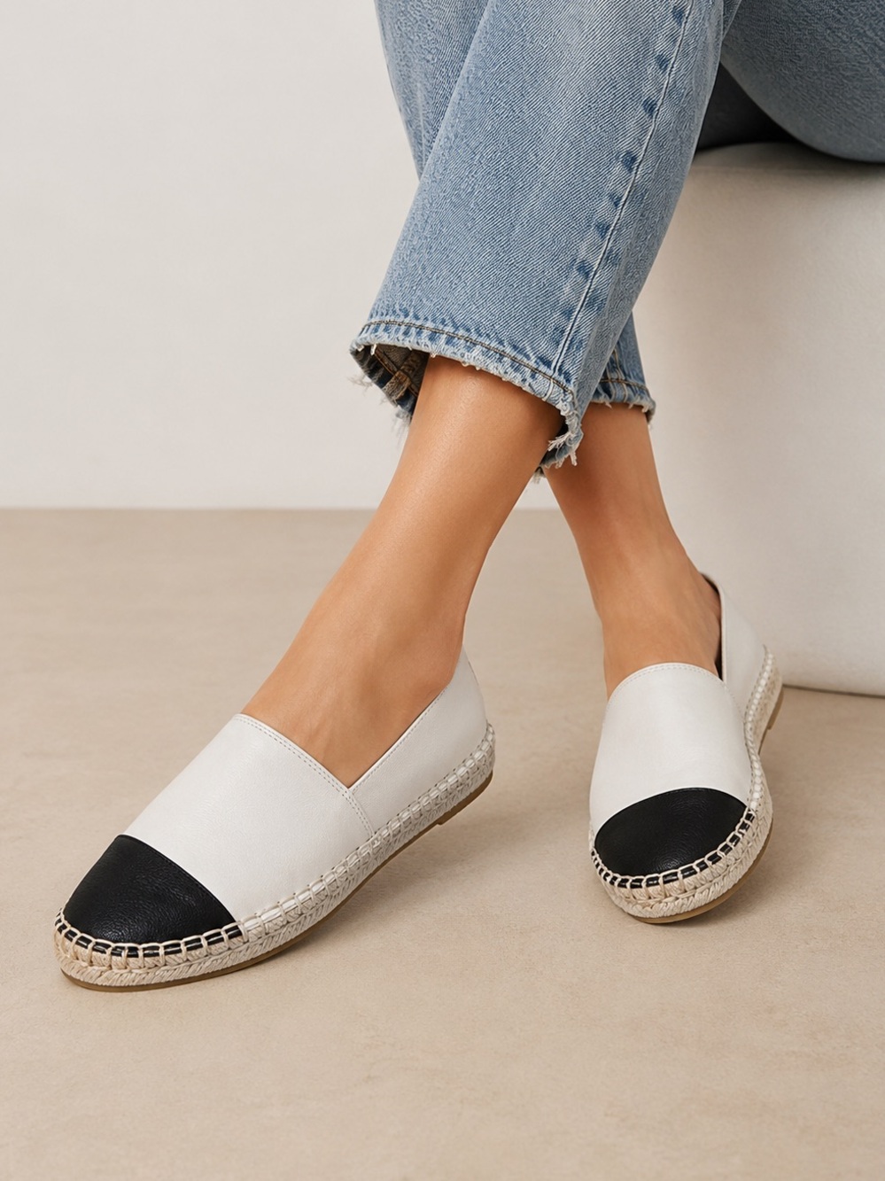 Sam Edelman Krissy Cap Toe Espadrilles Size 8 White Black Leather Slip On Flats
